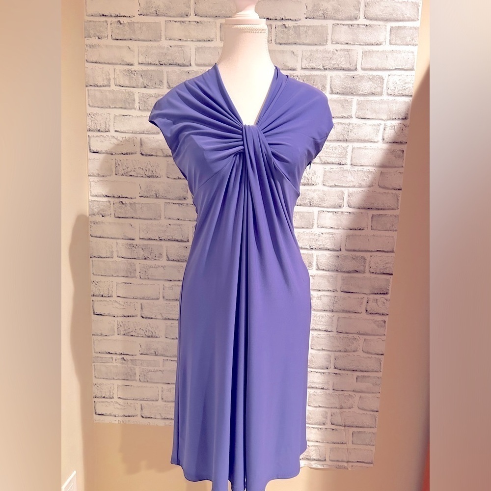Beautiful, flattering fit Jones New York dress worn once!​​​​​
